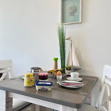 Daire Zum Leuchtturm Wellness-appartement Apparto *